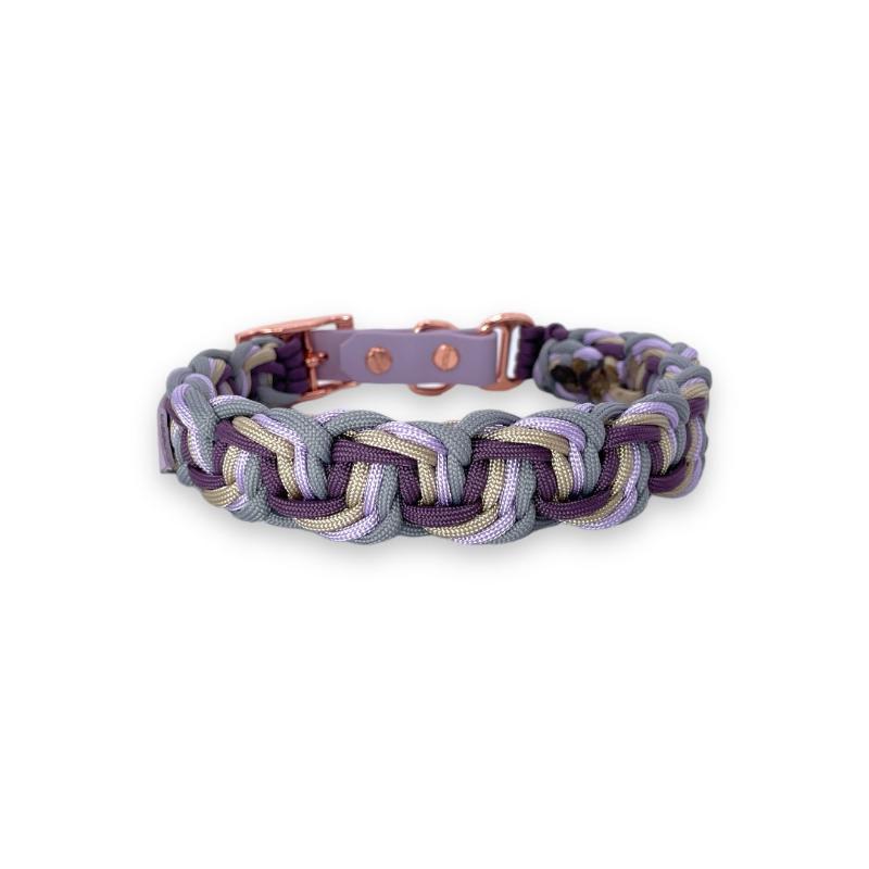 Robuste Hundeleine aus Paracord, ideal für Outdoor-Aktivitäten, mit rutschfestem Griff und verstellbarer Länge für optimalen Komfort und Sicherheit.